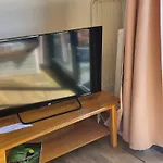 Immaculate 1-Bed Apartment In London